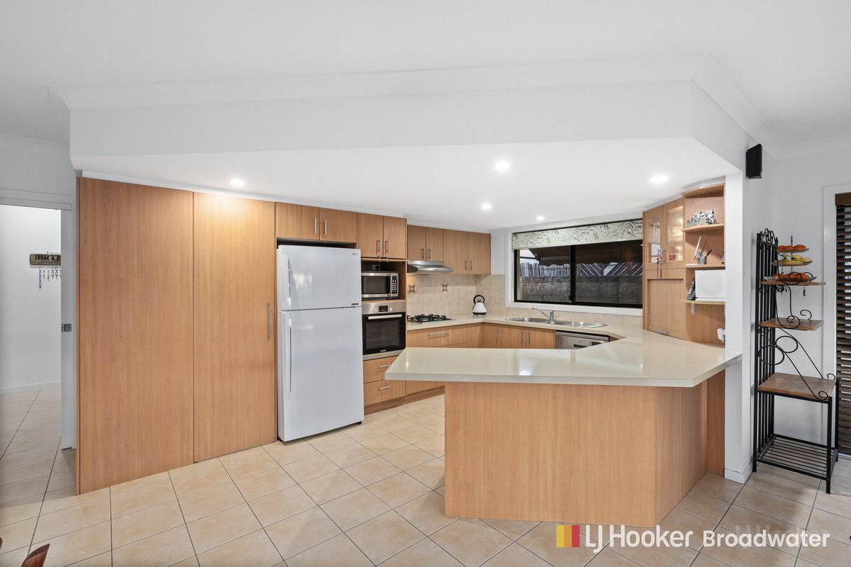 6 Dallow Crescent, Helensvale QLD 4212, Image 1