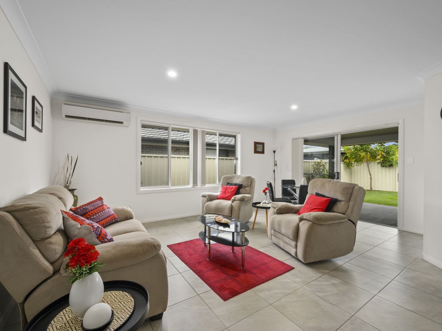 5 Seabeach Street, Sandy Beach NSW 2456, Image 1