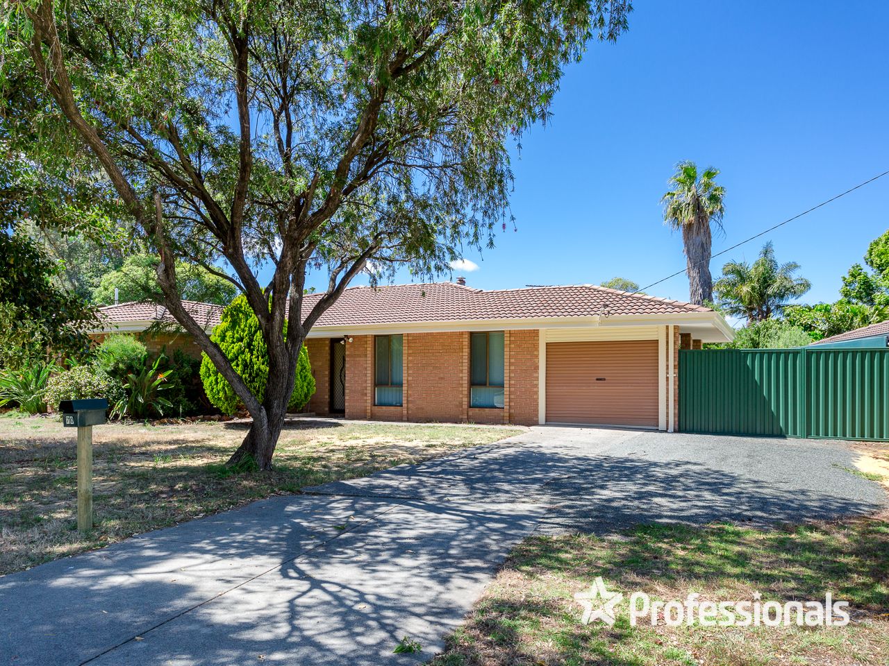 70 Girraween Street, Armadale WA 6112, Image 0