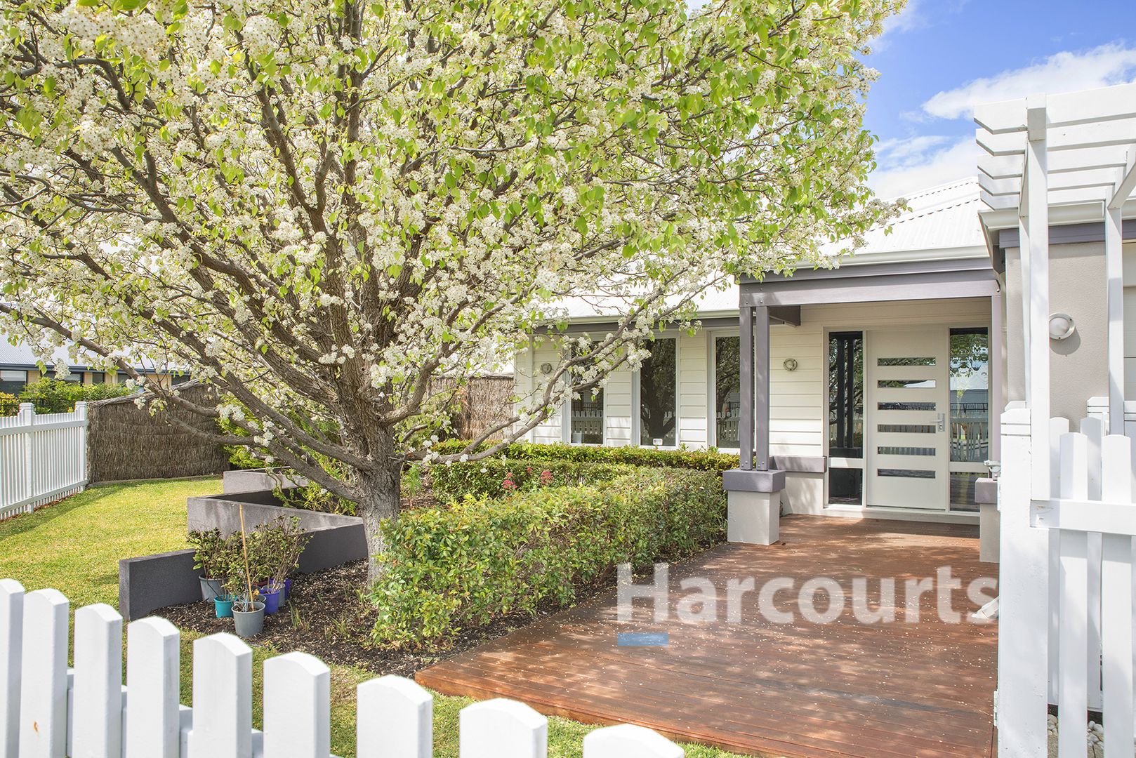 12 Matisse Way, Yalyalup WA 6280, Image 2