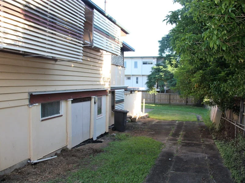 Additional image 15 of 6 Redarc Street, Fairfield QLD 4103