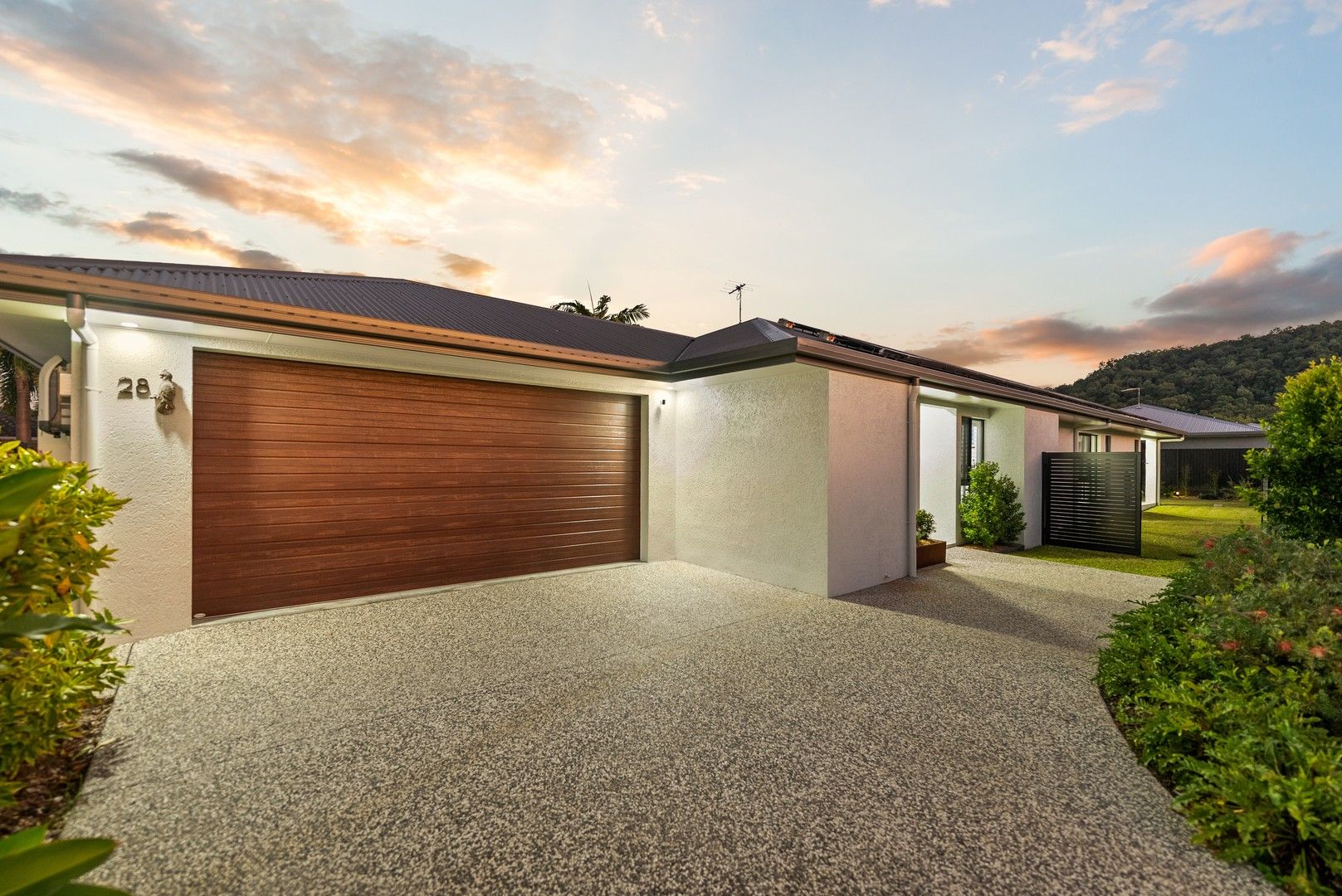 4 bedrooms House in 28 Ferndale Entrance TRINITY BEACH QLD, 4879