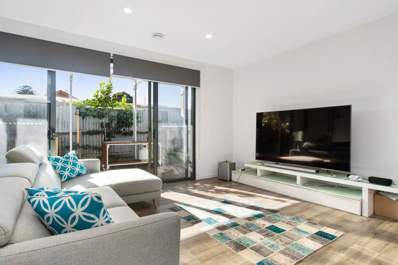 Additional image 3 of 2/11 Rosemary Crescent, Frankston North VIC 3200