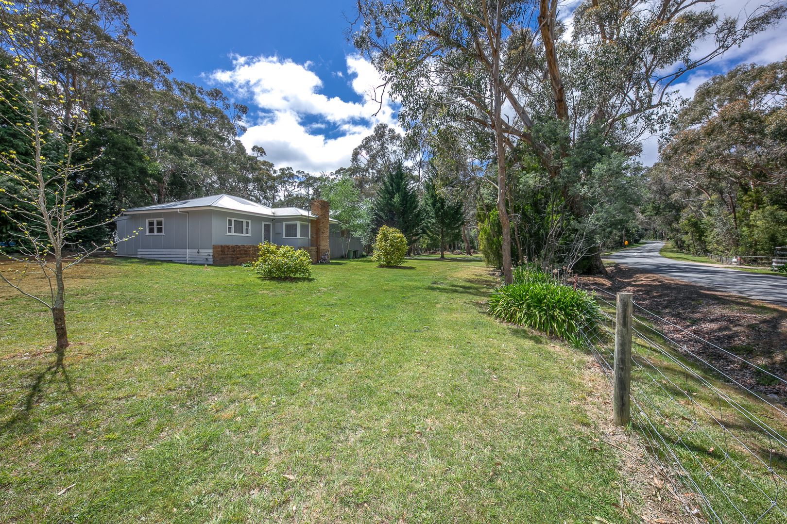 1696 Mount Macedon Road, Woodend VIC 3442 House For Rent 500 Domain