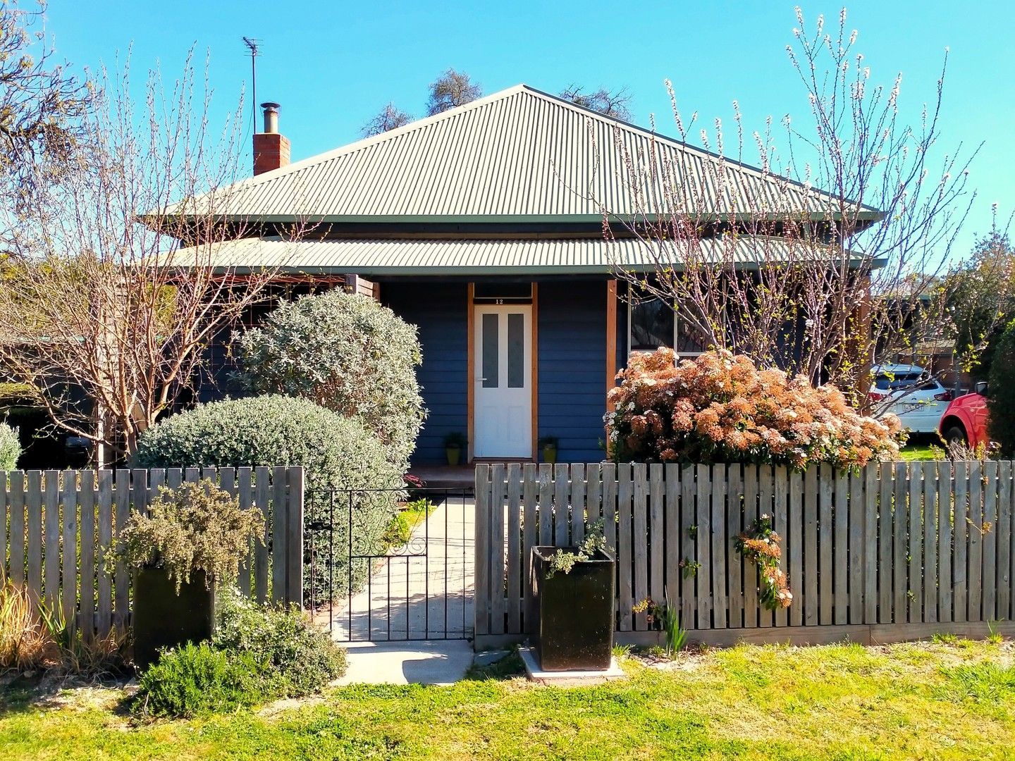 12 CHURCH STREET, Newstead VIC 3462 Domain