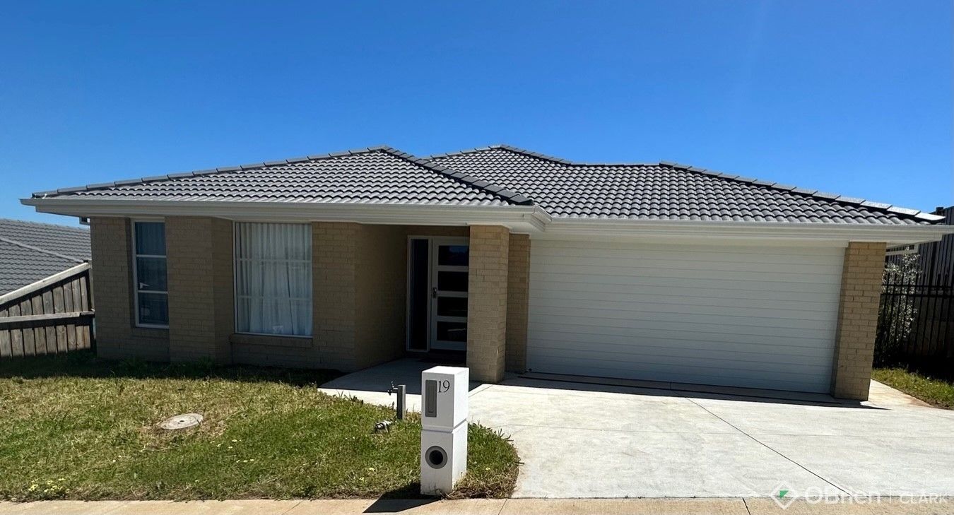 4 bedrooms House in 19 Tassell Drive WARRAGUL VIC, 3820