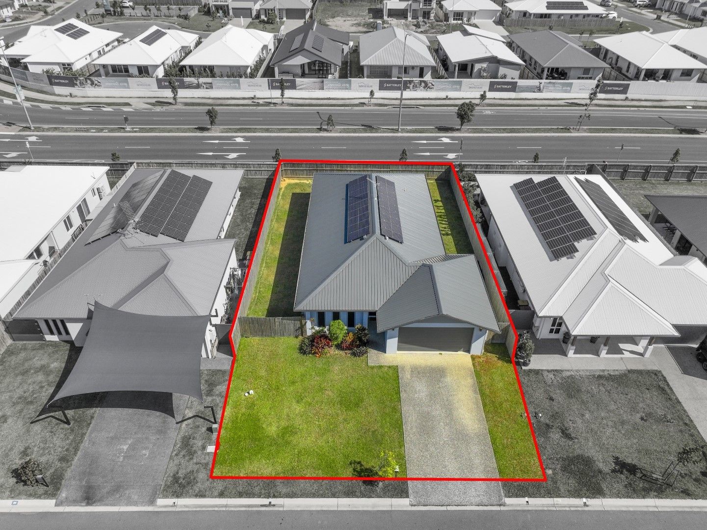 100 Flagstone Terrace, Smithfield QLD 4878, Image 2