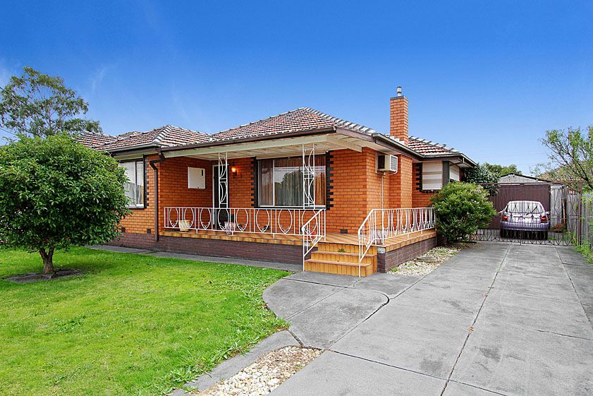 3 bedrooms House in 30 Nebel Street LALOR VIC, 3075
