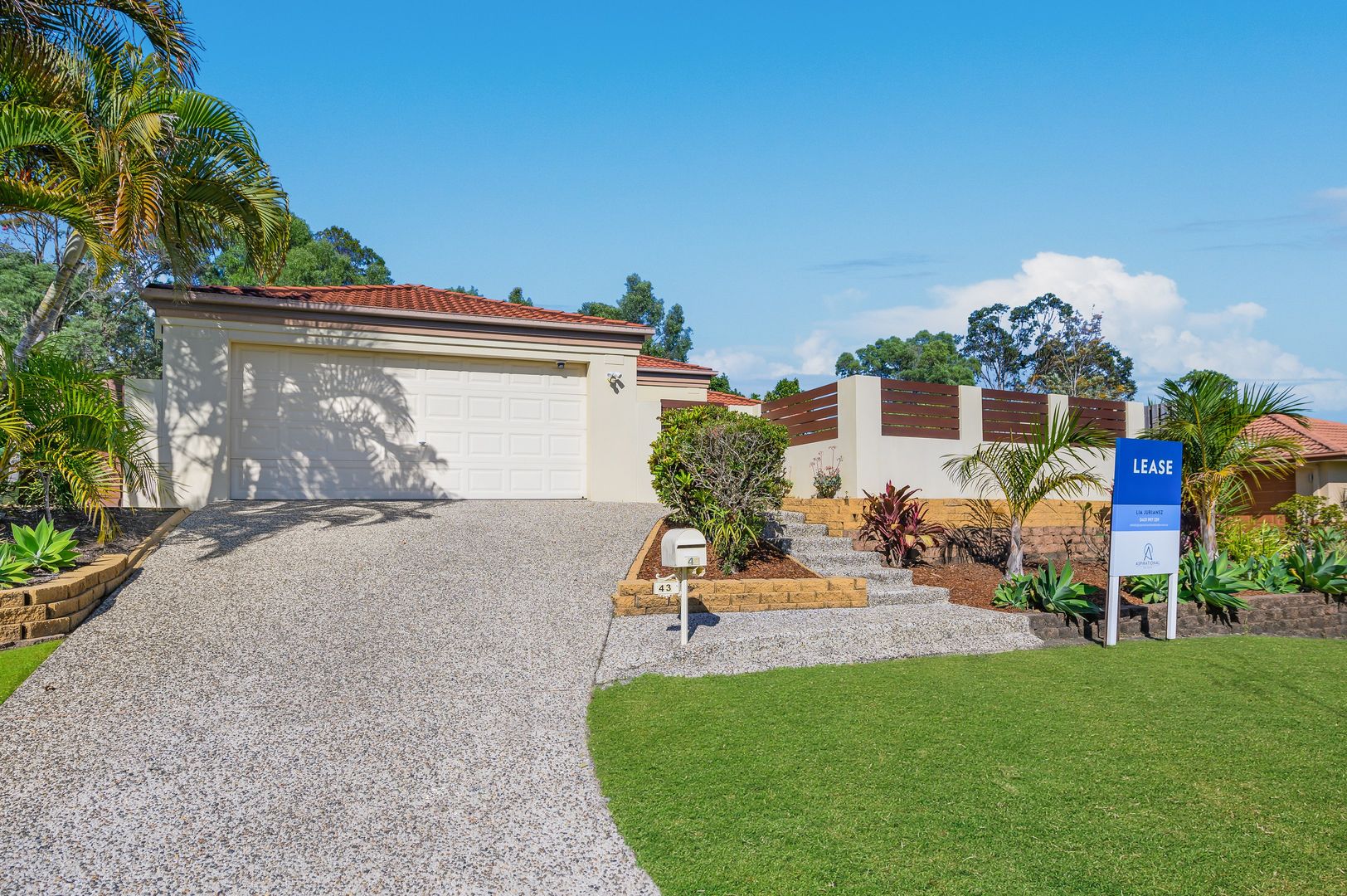 43 Ellis Drive, Mudgeeraba QLD 4213