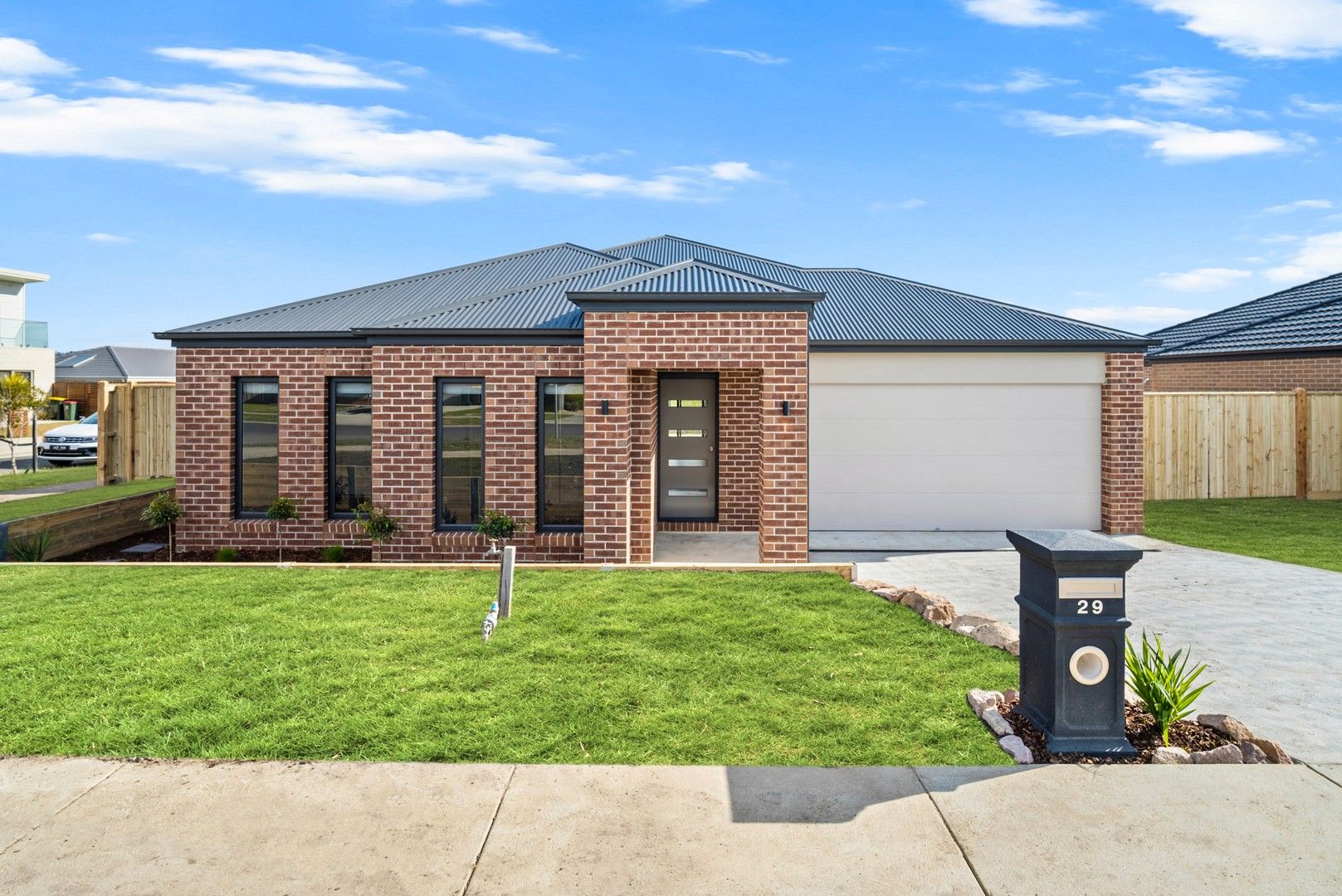 4 bedrooms House in 29 McNulty Drive TRARALGON VIC, 3844