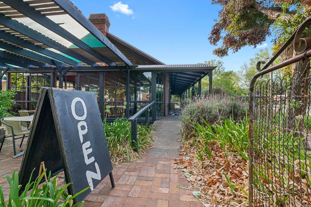 24 Tarcombe Street, Euroa VIC 3666, Image 1