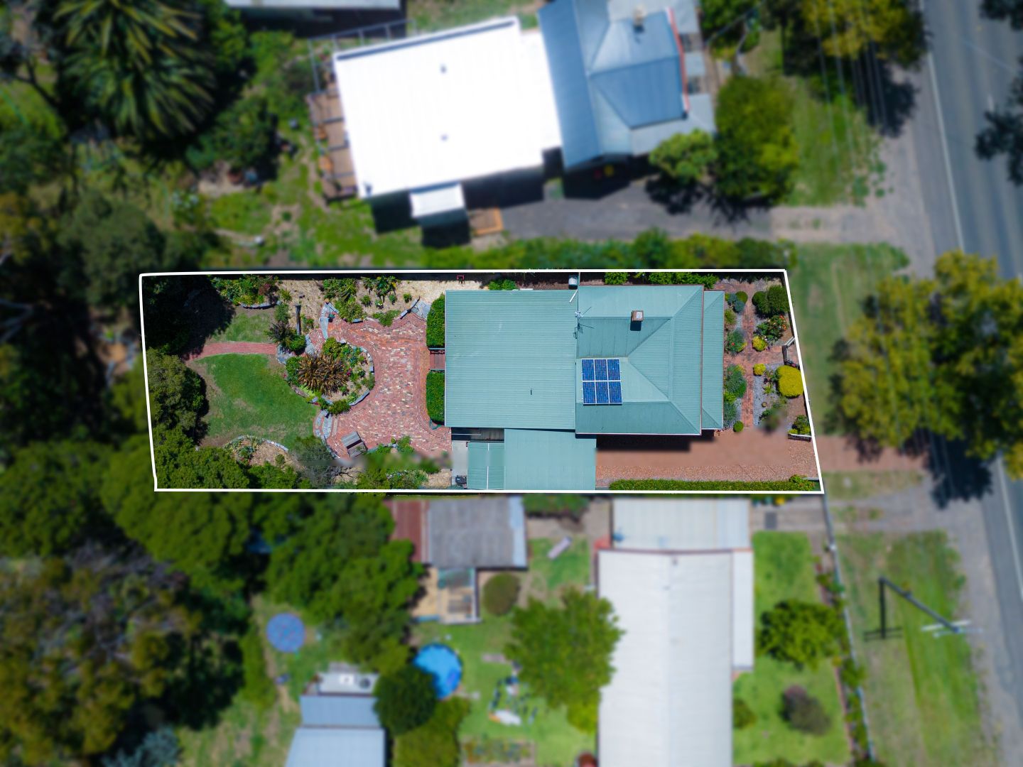 142 Johnstone St, Castlemaine VIC 3450 Domain