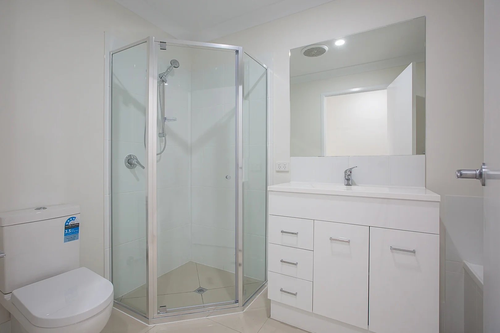 Additional image 8 of 1/44 Arburry Crescent, Brassall QLD 4305