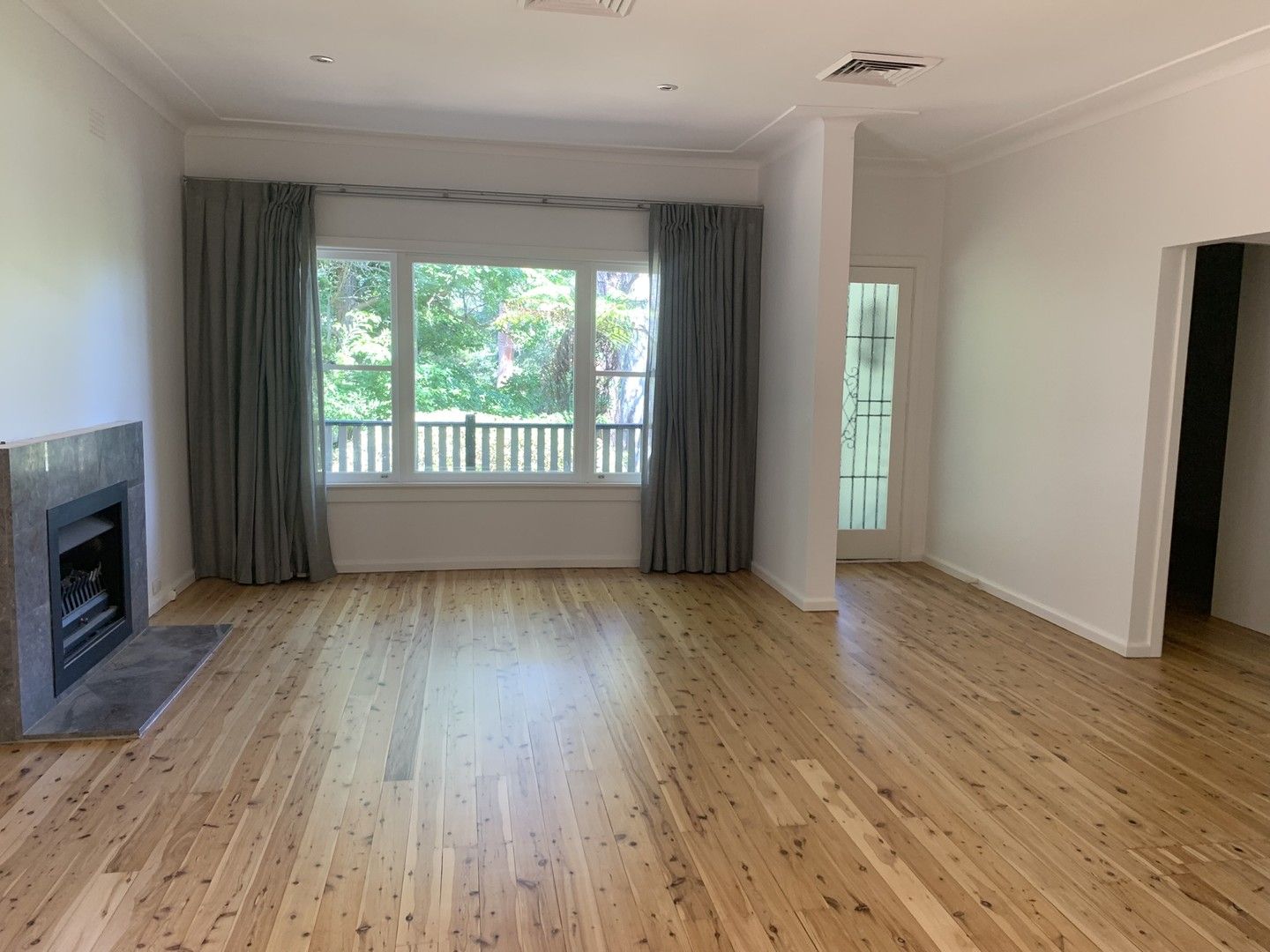 4 bedrooms House in 5 Kooloona Crescent WEST PYMBLE NSW, 2073