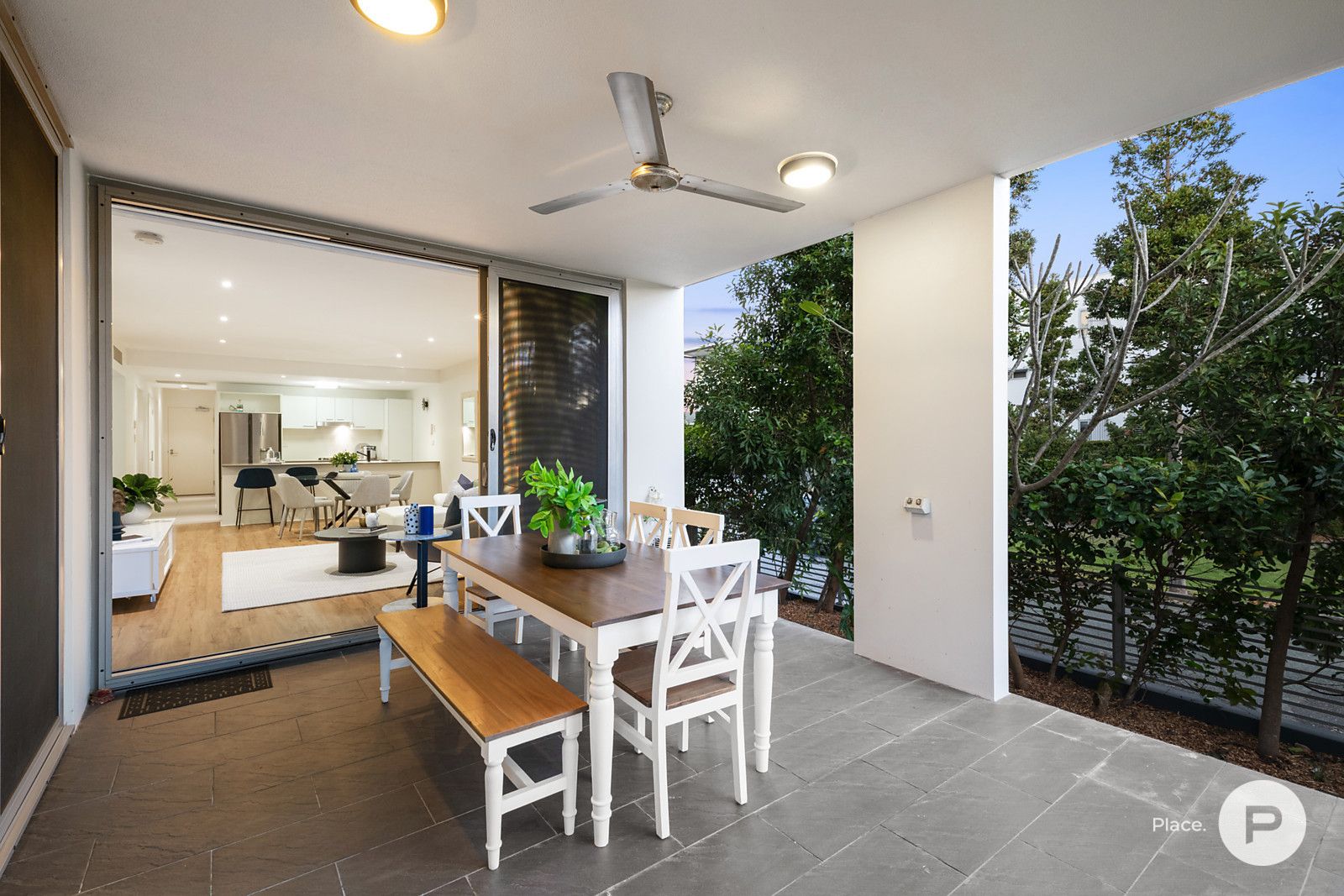 1/70 Love Street, Bulimba QLD 4171, Image 2