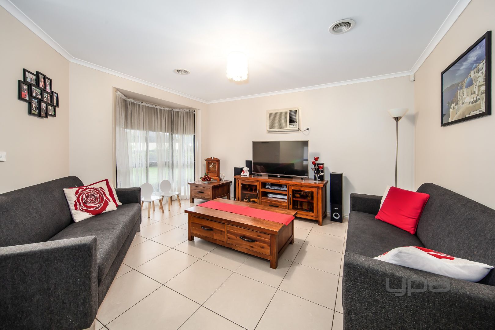 18 Darriwill Close, Delahey VIC 3037, Image 2