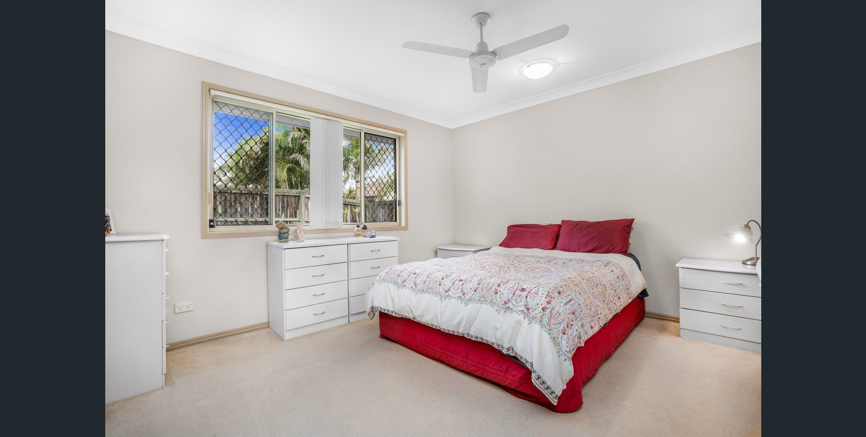 4 Westaway Place, Wynnum West QLD 4178, Image 2