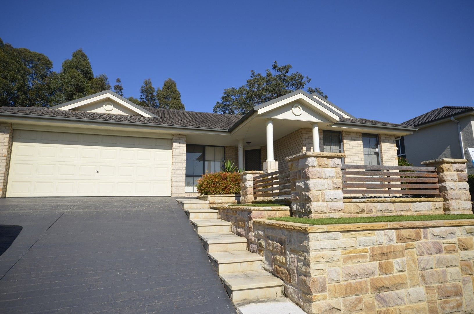 3 bedrooms House in 27 Homestead Avenue WADALBA NSW, 2259