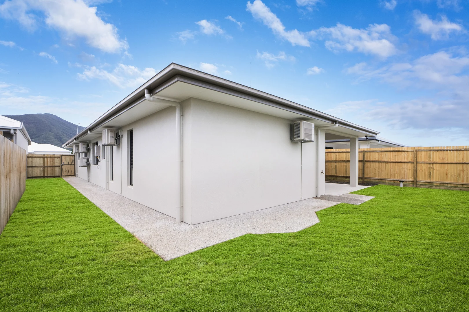 Additional image 24 of 27 Rockingham Parade, Smithfield QLD 4878