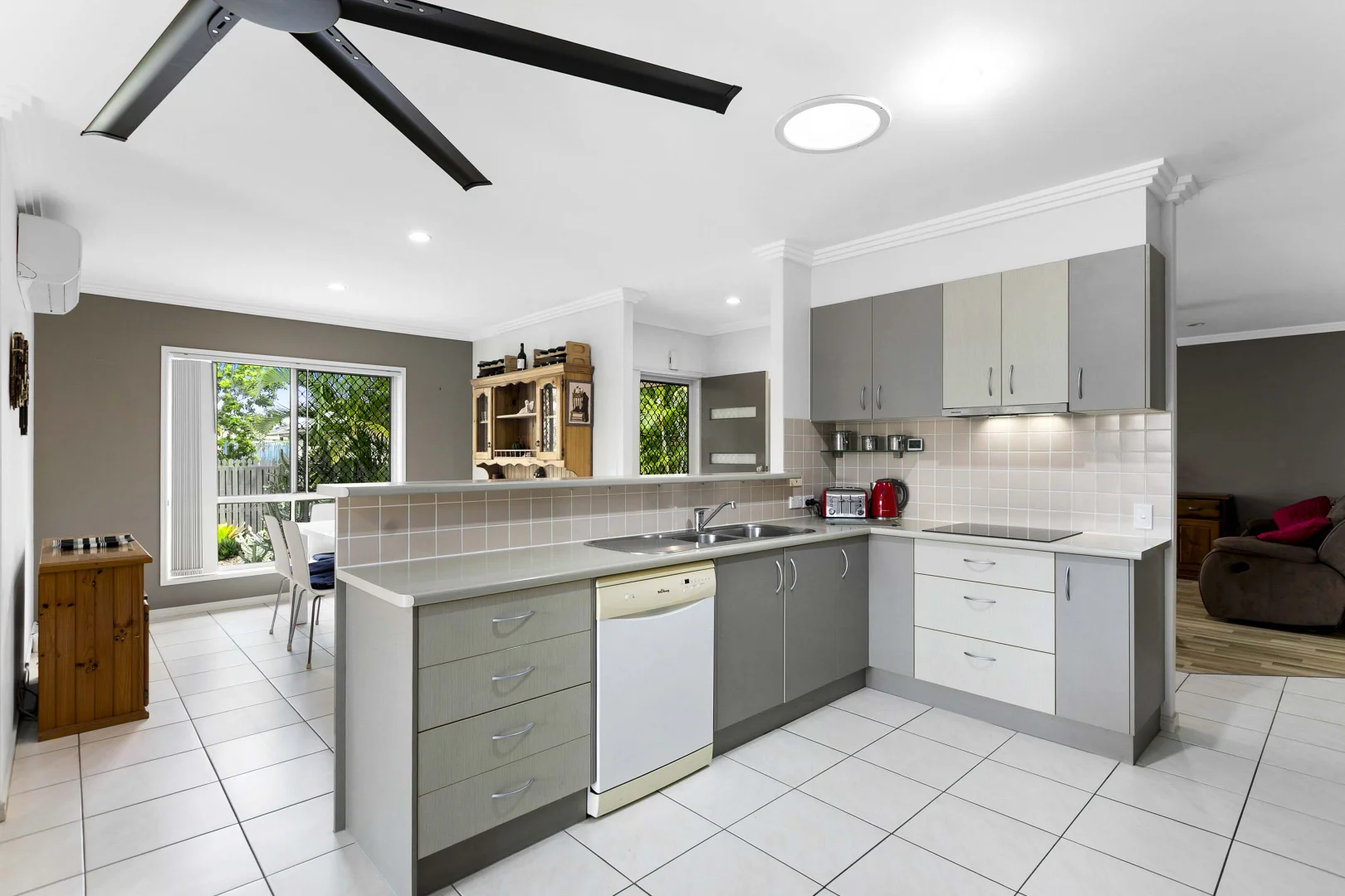 Additional image 11 of 1 Kemble Way, Urraween QLD 4655