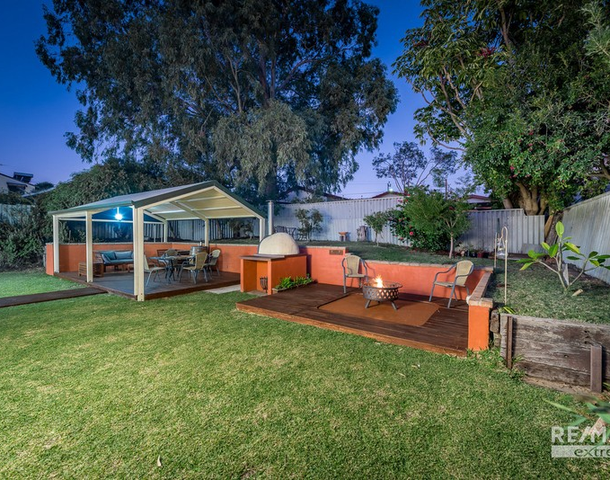 24 Batavia Place, Kallaroo WA 6025