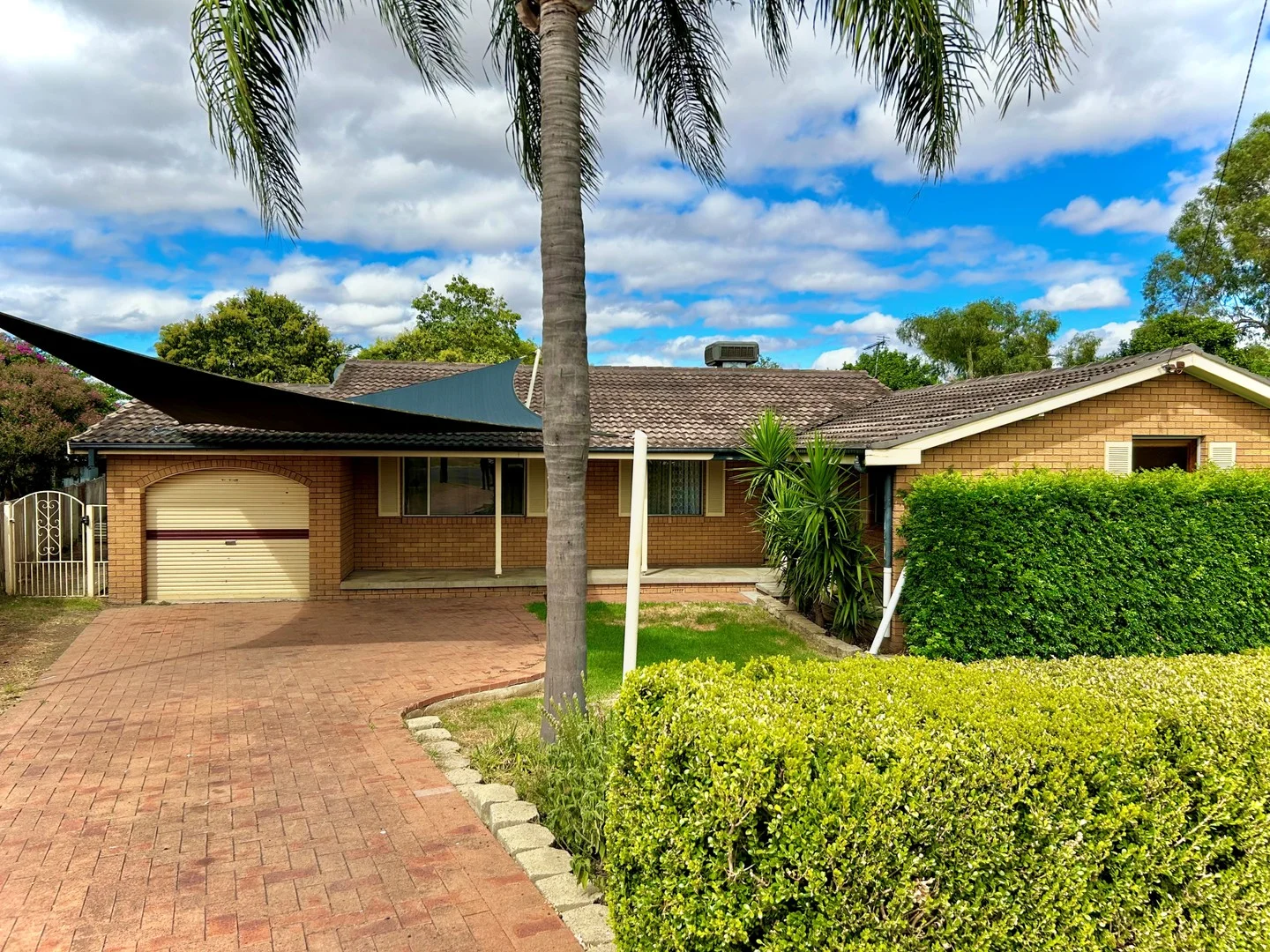 51 Minnamurra Cresent, Tamworth NSW 2340