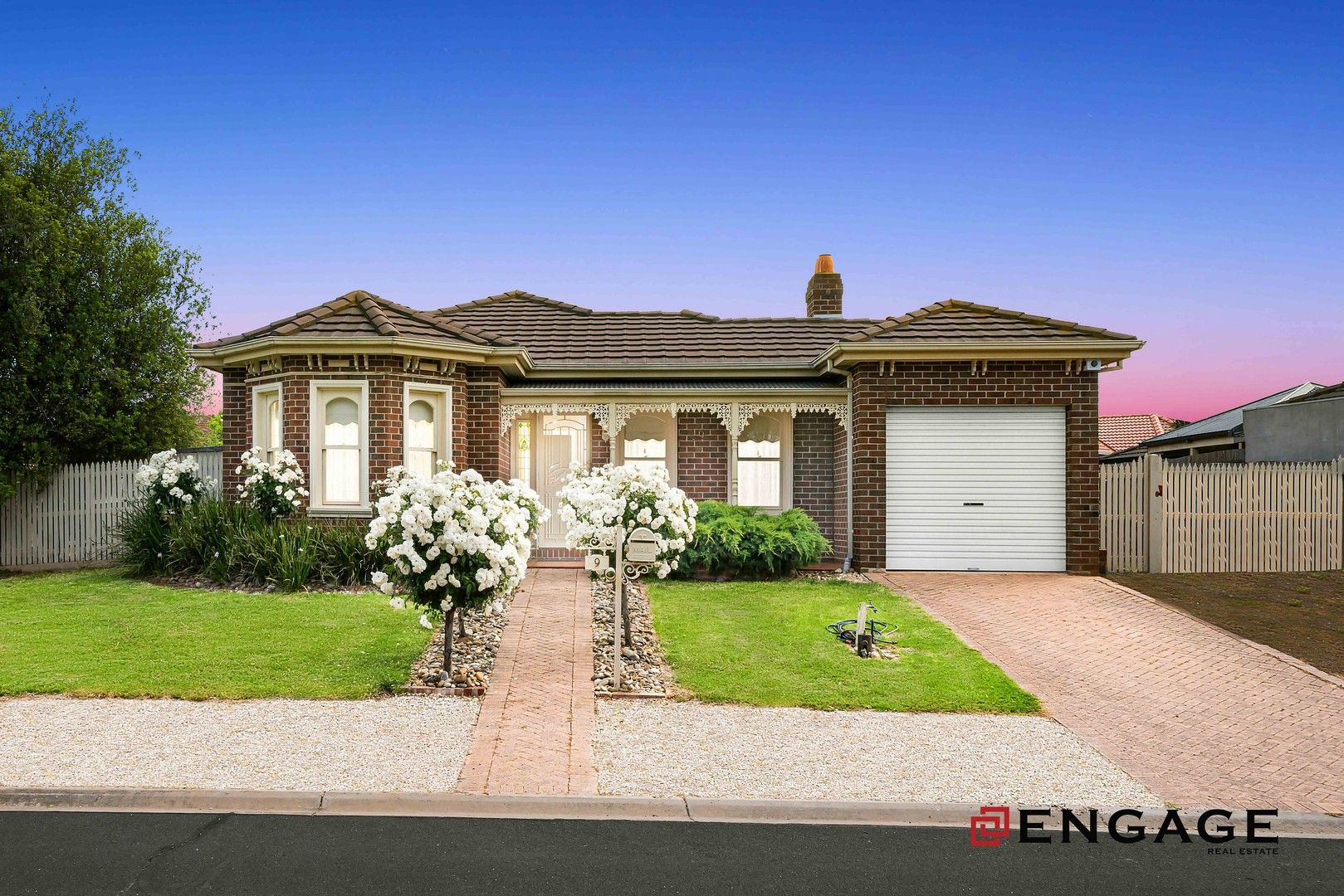 4 bedrooms House in 9 Carshalton Court HOPPERS CROSSING VIC, 3029
