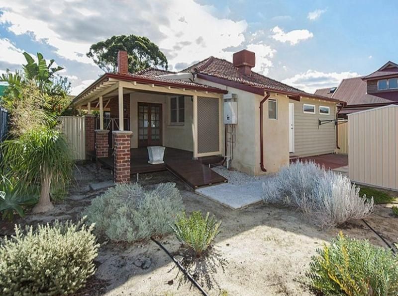 3 bedrooms House in 26 Gallipoli Street LATHLAIN WA, 6100