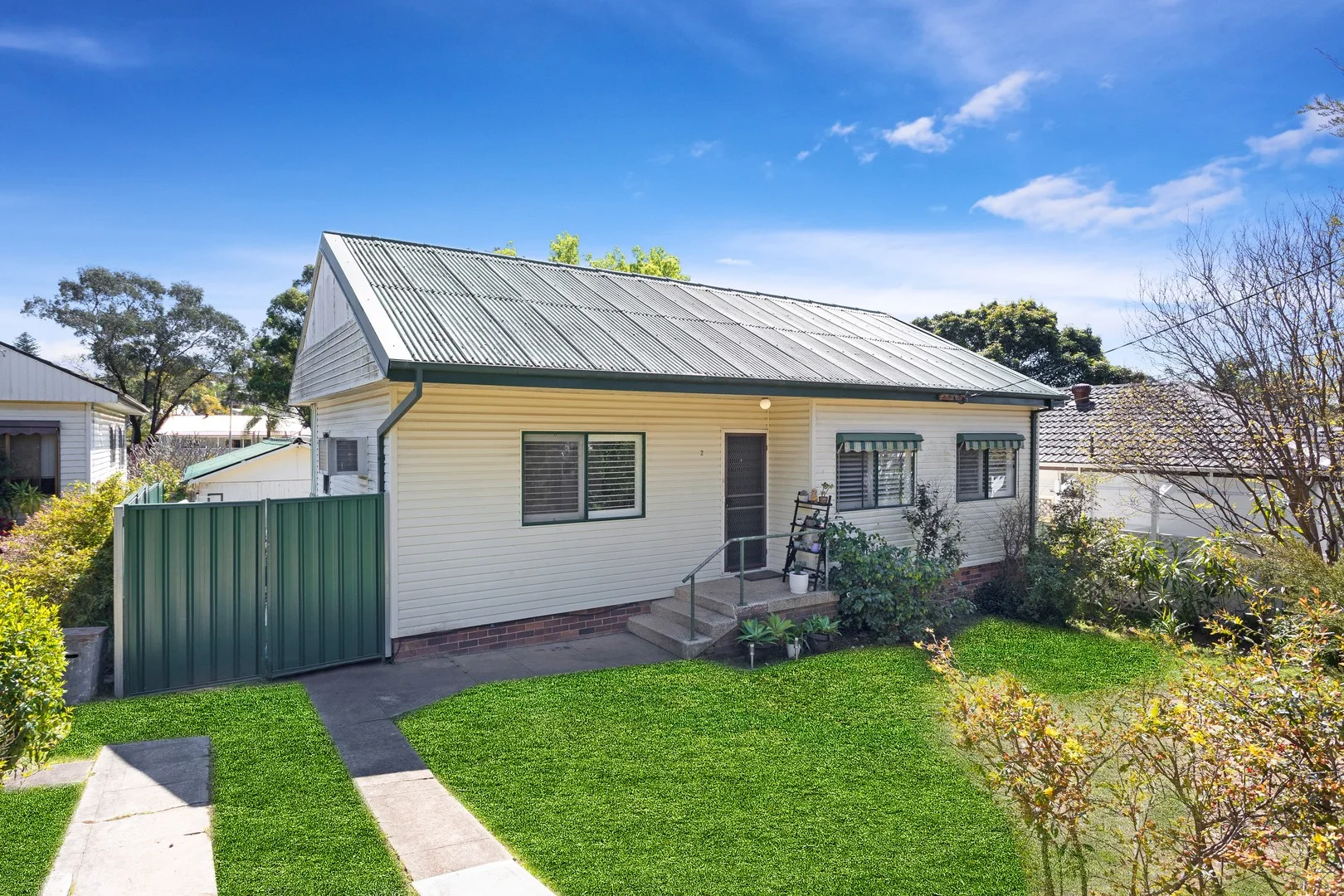 2 Lee Street, Seven Hills NSW 2147