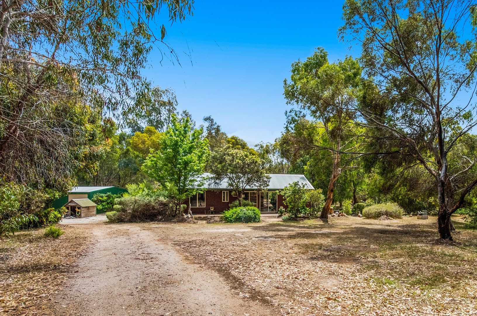 60 Almond Avenue, Bakers Hill WA 6562, Image 0