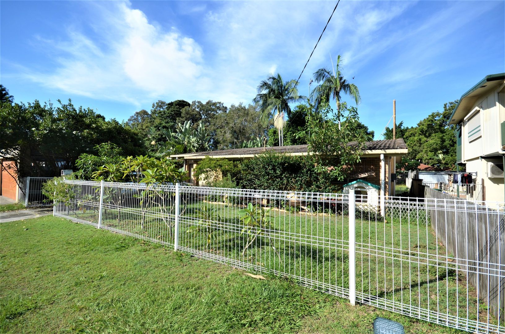 15 Allinga Street, Coombabah QLD 4216, Image 2