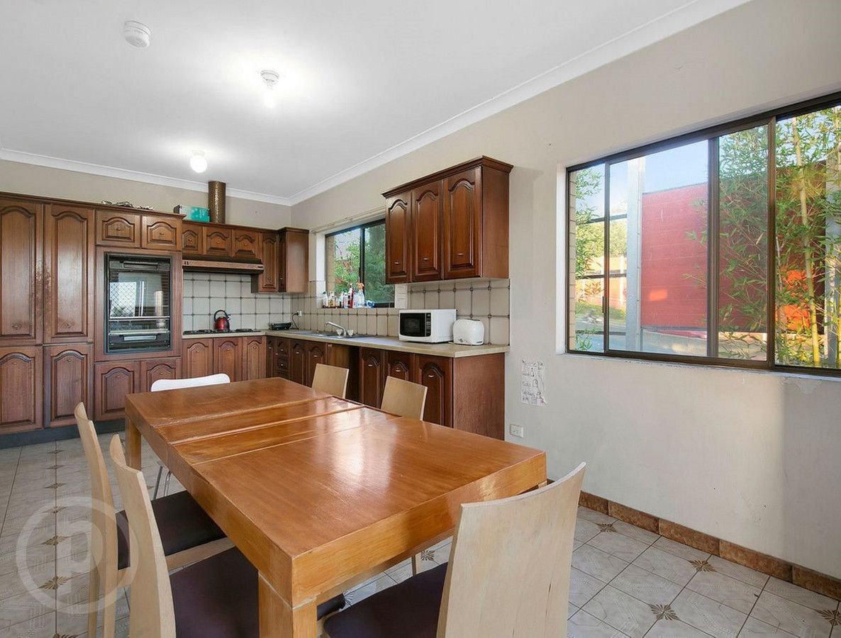 8 Sweetman Street, Paddington QLD 4064, Image 2