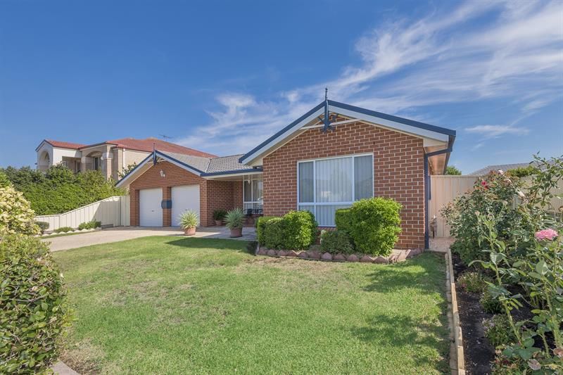 28 Daniel Avenue, Rutherford NSW 2320, Image 0