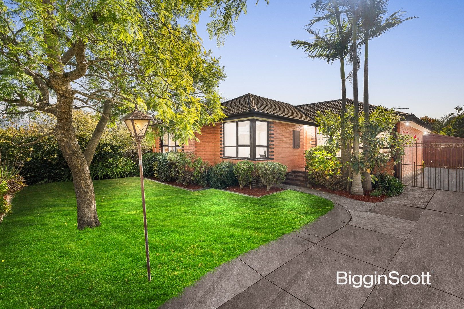 13 Cappella Court, Glen Waverley VIC 3150, Image 0