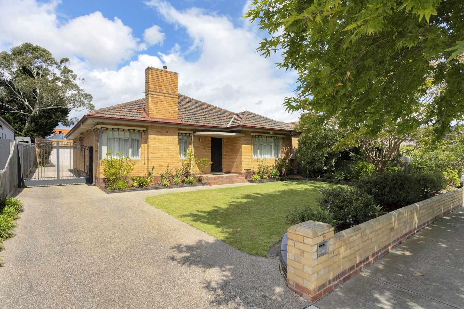 9 Thaxted Road, Murrumbeena VIC 3163 House For Rent 1,100 Domain