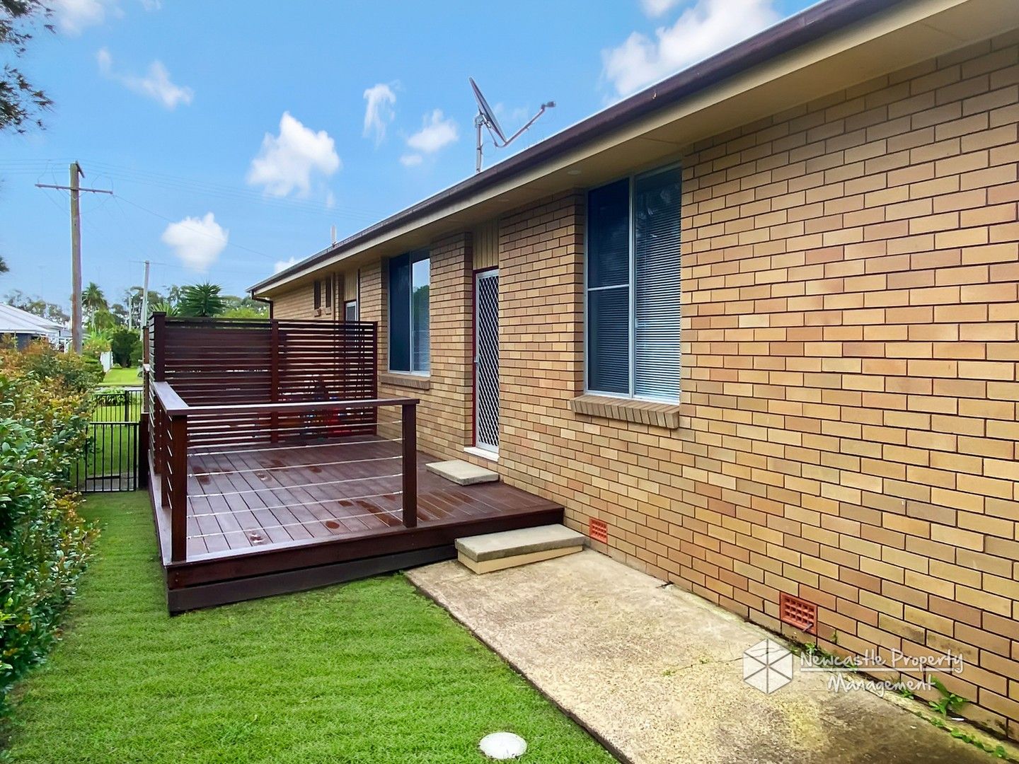 2 bedrooms Apartment / Unit / Flat in 2/40 Albert Street WARNERS BAY NSW, 2282