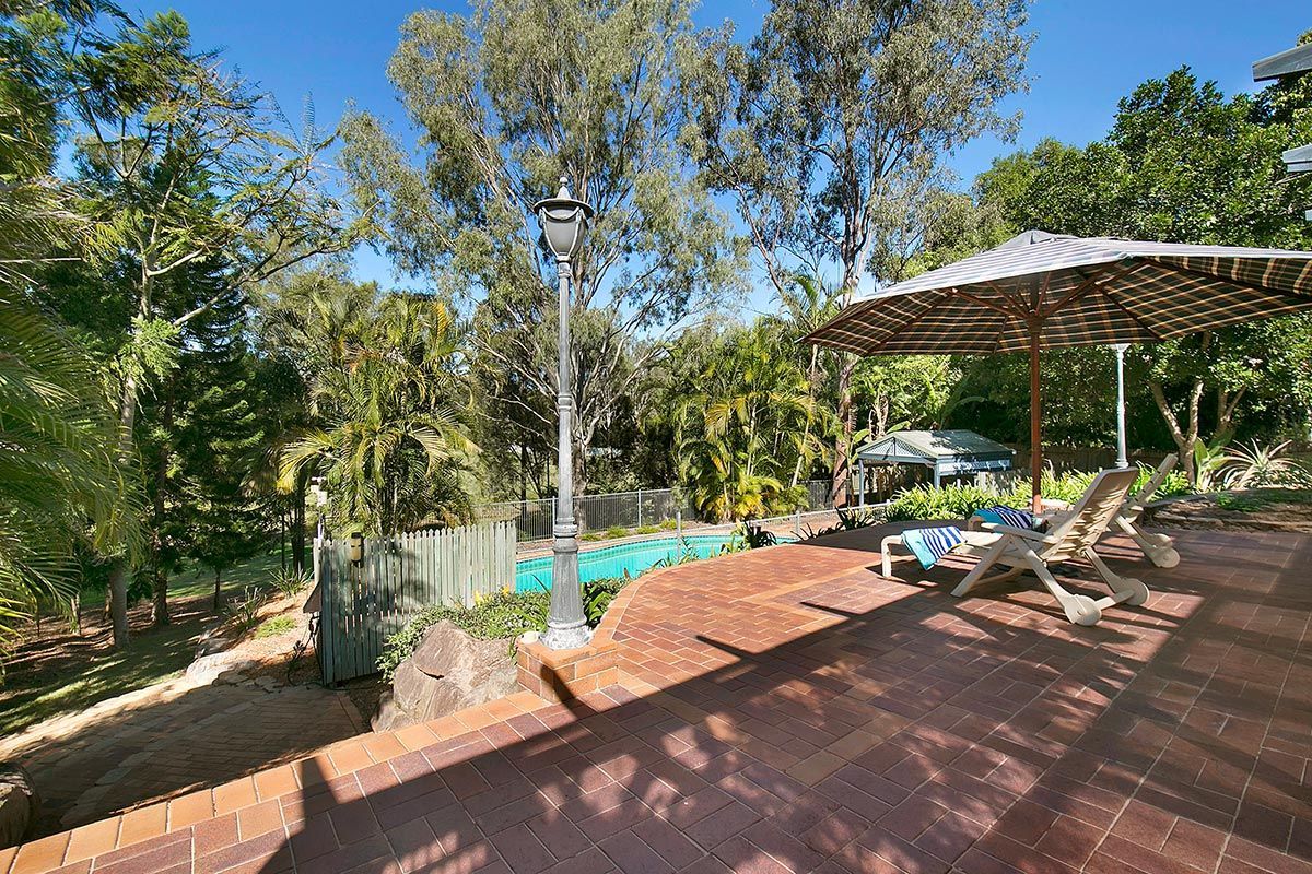 9 Omeo Grove, Karana Downs QLD 4306, Image 1