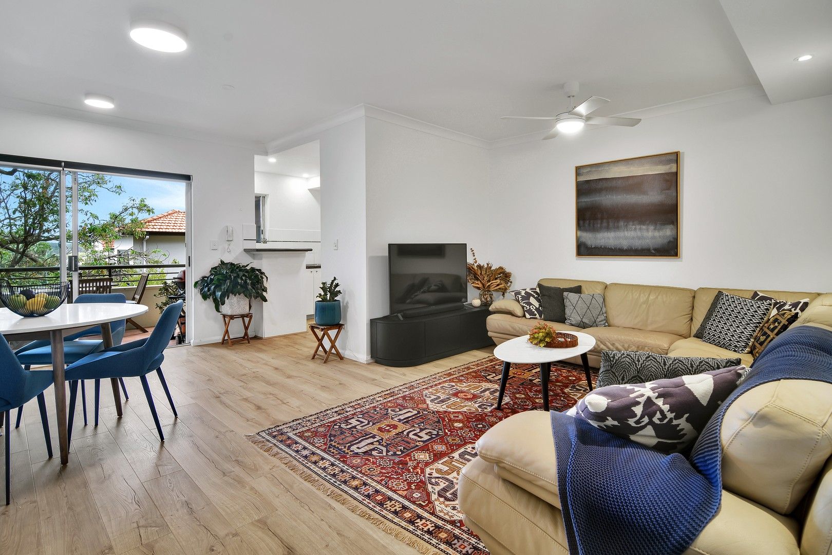 2 bedrooms Apartment / Unit / Flat in 44/252 Willoughby Road NAREMBURN NSW, 2065