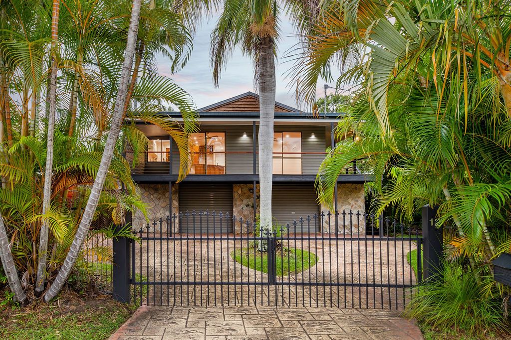 12 Iragana Street, Hope Island QLD 4212, Image 1