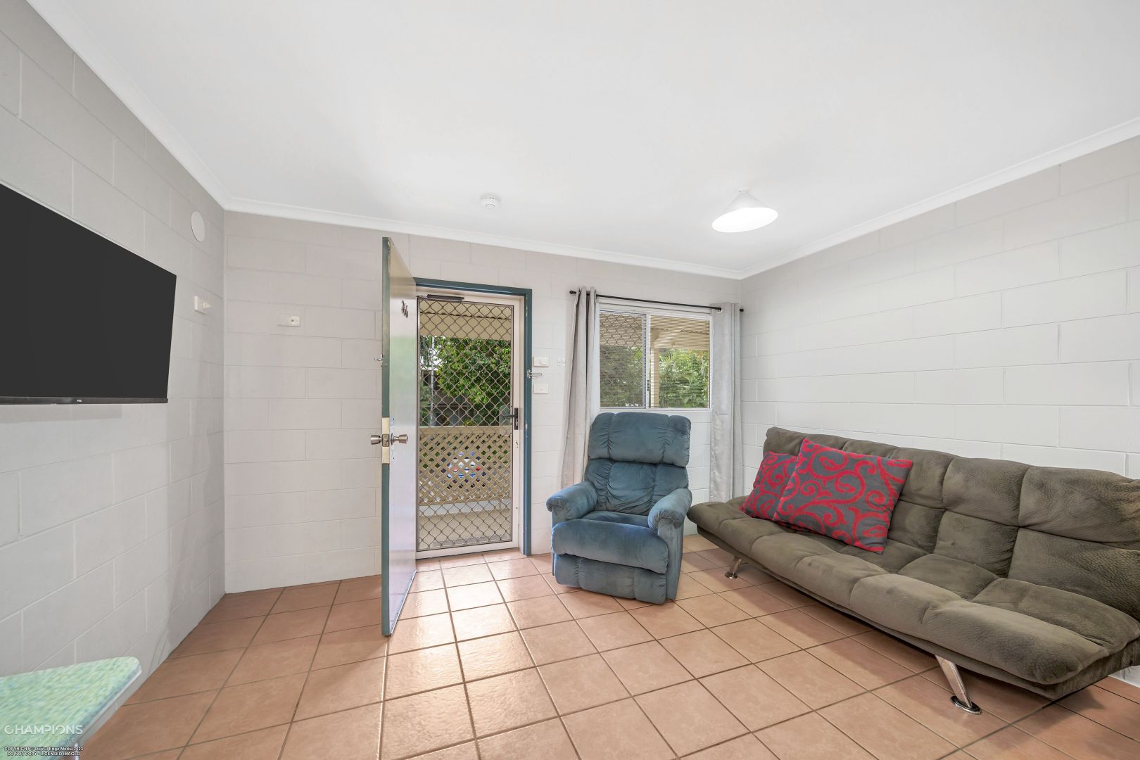 166/1-21 Anderson Road, Woree QLD 4868, Image 2