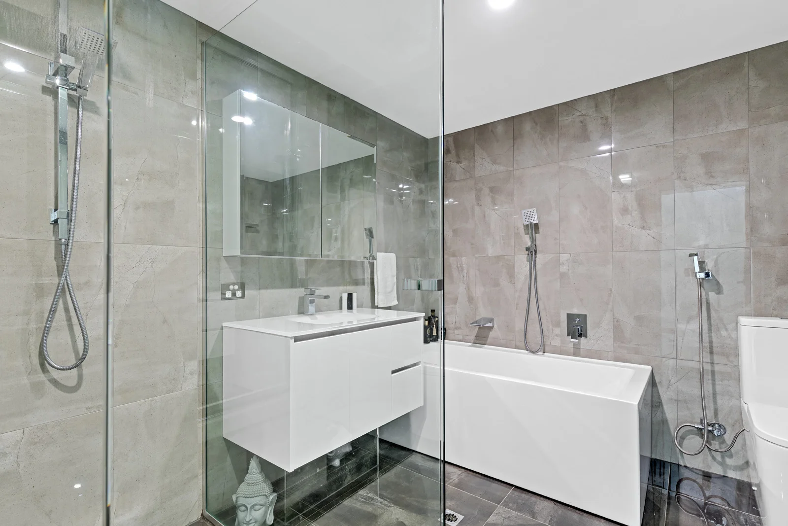 Additional image 25 of 17/44 Beach Parade, Maroochydore QLD 4558