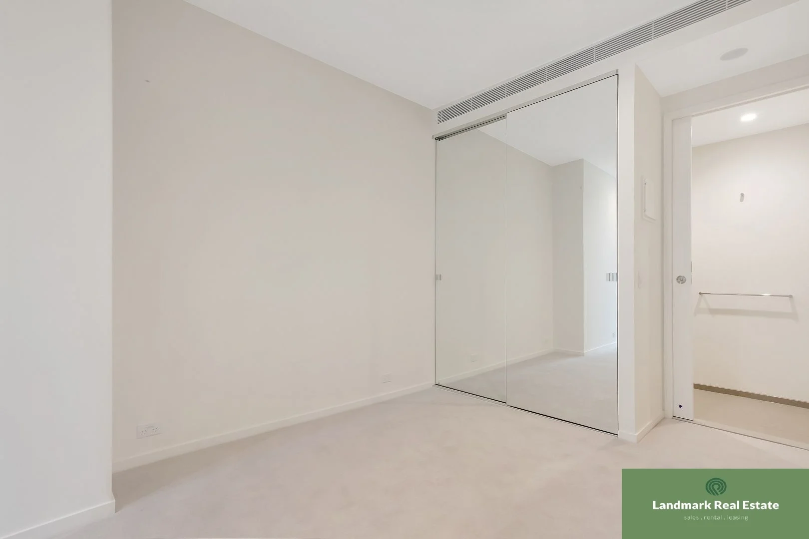 Additional image 2 of 1601/70 Southbank Boulevard, Southbank VIC 3006