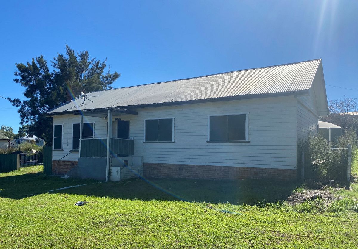 14 Humble Street, Willow Tree Property History & Address Research