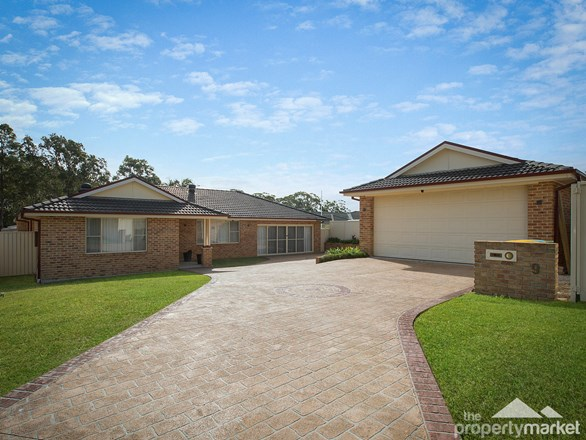 9 Travis Place, Buff Point NSW 2262
