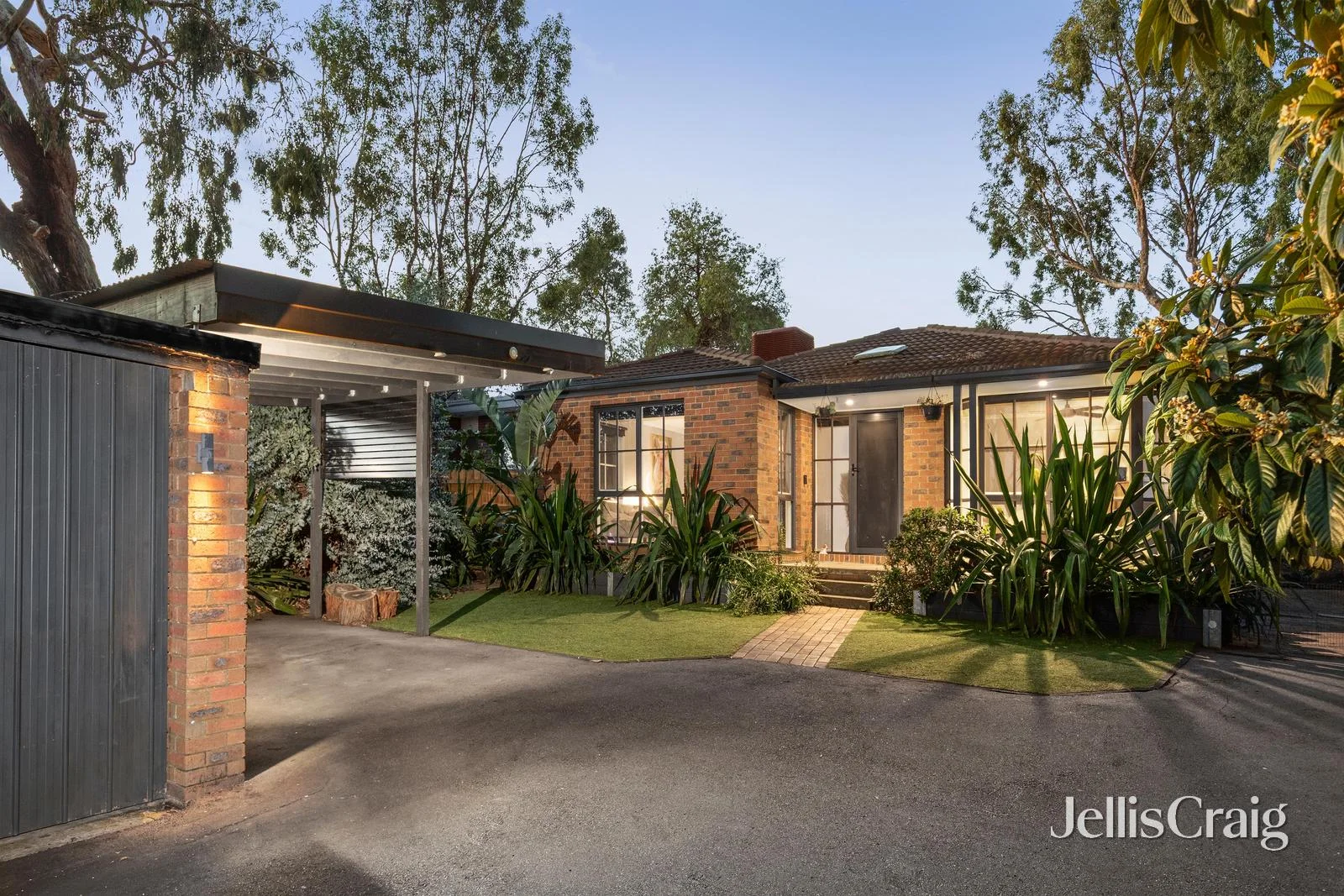 2/148 Nell Street, Greensborough VIC 3088