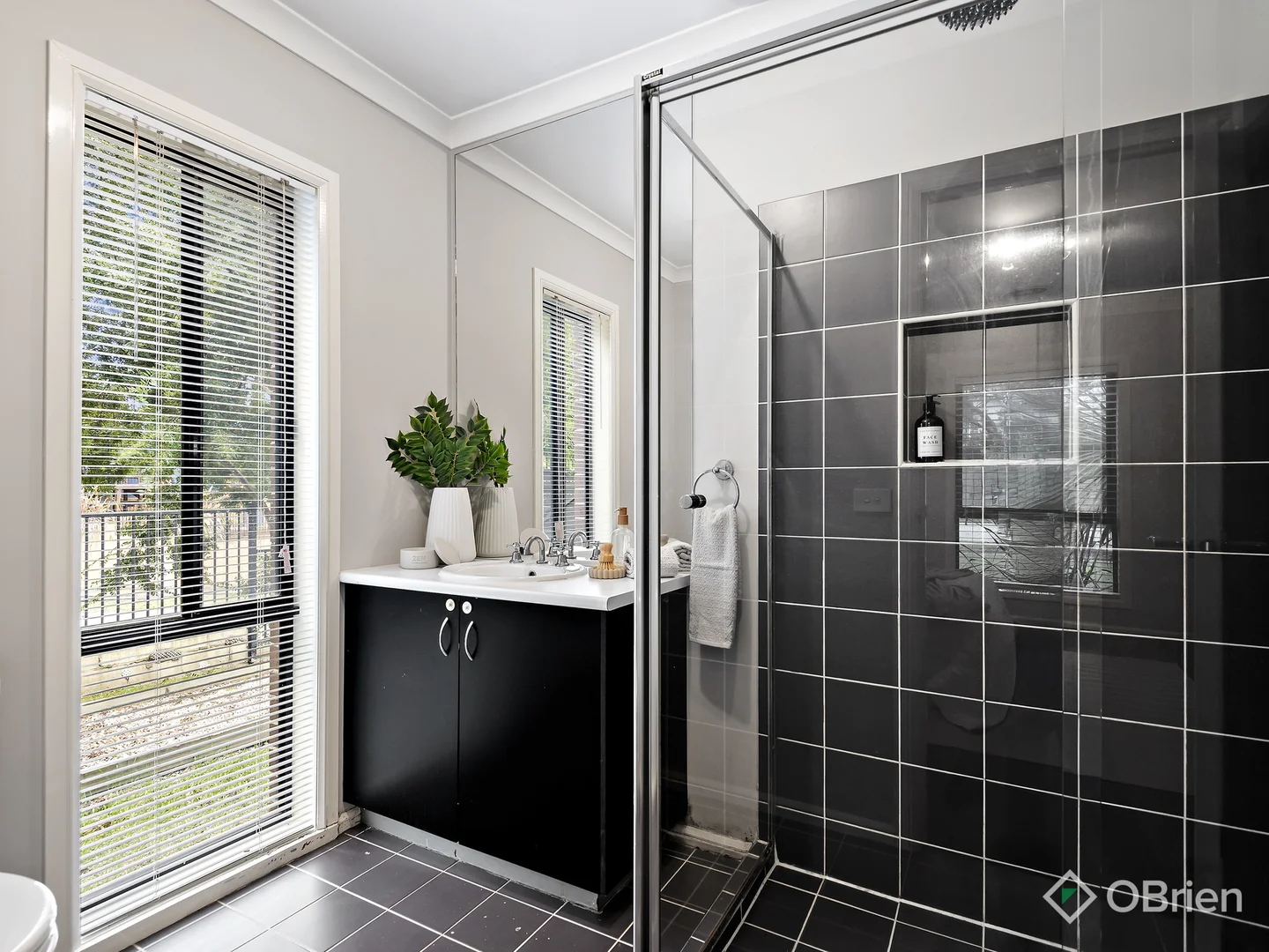 Additional image 6 of 1 Manna Gum Drive, Pakenham VIC 3810