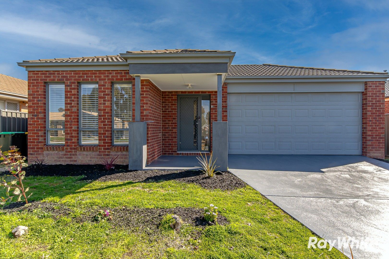 4 bedrooms House in 21 Pamela Avenue JACKASS FLAT VIC, 3556