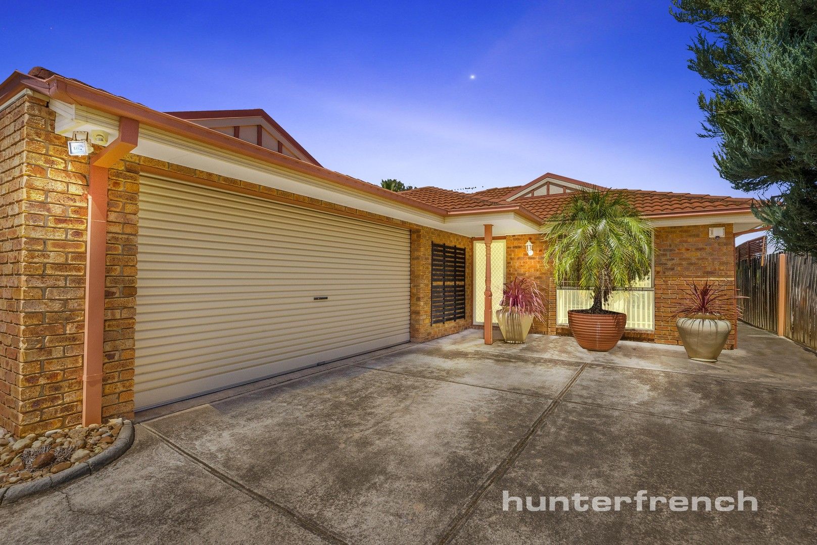 2/27 May Avenue, Altona Meadows VIC 3028, Image 0