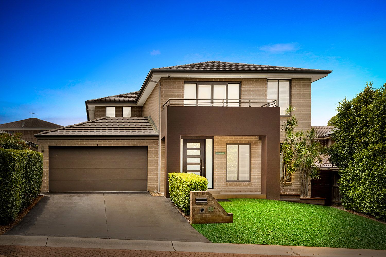 5 bedrooms House in 20 Eaglewood Gardens BEAUMONT HILLS NSW, 2155