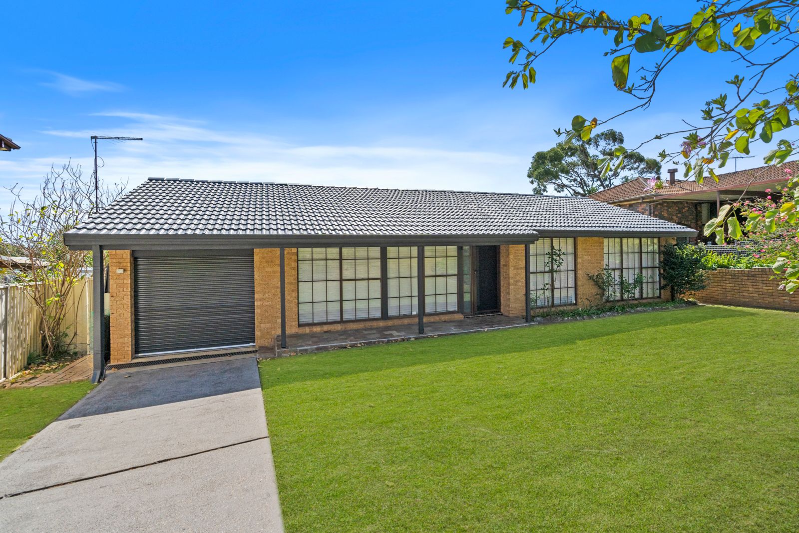 3 bedrooms House in 10 Burrinjuck Street LEUMEAH NSW, 2560